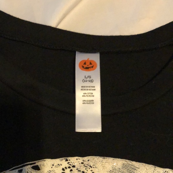 Black and white glittery skull shirt - Picture 5 of 6